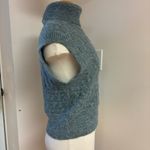 Old Navy Women’s Grey Sleeveless Cropped Cable-Knit Turtleneck Sweater Vest Photo 6