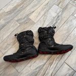 The North Face women's size 8.5 blk Waterproof Ice Queen Primaloft Winter Boots Photo 2