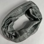 Wide Gray Bandana Pattern Headband Photo 0