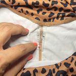 Unbranded Women’s Leopard Print Mid Rise Leggings‎ Size Medium Brown Photo 6