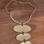 Triple oval pendant golden necklace Photo 4