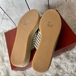 Donald Pliner  Chatcha Platforms Photo 6