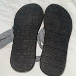 Skechers Yoga Foam Womens Size 7 Shoes Gray Comfort Slingback T-Strap Sandal Photo 3