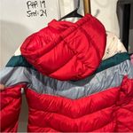 Coach  CHEVRON SHORT DOWN JACKET SIZE SMALL RED MULTICOLOR Photo 3
