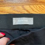 Everlane  black pull on pants with side zip size 8 Photo 2