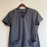 MED COUTURE Women's Knit Back Scrub Top in Gray Pewter Size M Photo 2