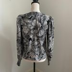 EXPRESS  Floral Puff Sleeve Blouse XS Black White Top Bloomcore Corporate Chic Photo 4