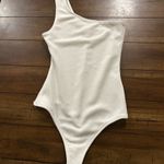 Show Me Your Mumu Revolve White Uno One Shoulder Bodysuit Size XS MSRP 78.00 Photo 10