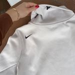 Nike dri-fit turtleneck top Photo 5