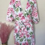 Show Me Your Mumu  • floral tie waist robe Photo 0