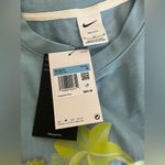 Nike Standard Issue crop shirt blue OVERSIZE FLY basketball Womens -Size Medium Photo 3