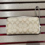 Coach wallet Photo 0