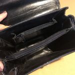 VINTAGE 1990'S BRIZA CLASSIC BROWN AND BLACK VEGAN LEATHER CROSSBODY PURSE Photo 9