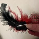 Feather black & red Hair Photo 3
