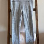 Outdoor Voices Light Grey Line Printed High Waisted Cropped Leggings Photo 0