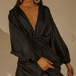 Black Dress Silk Photo 3