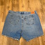 Levi's Levi’s 501 Distressed Denim Shorts size 18W Photo 4
