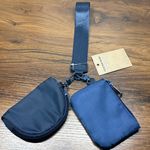 Elegant Blue Women's Wristlet Black Photo 0