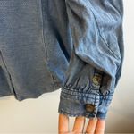 Pilcro  Anthropologie Blue Chambray Shacket Cotton Shirt/Jacket Size Small Photo 8