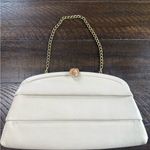 & Other Stories Vintage Chic cream clutch With gold chain. Photo 0