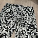 See You Monday  Women's Black White Geometric Print Leggings Sz M Photo 2