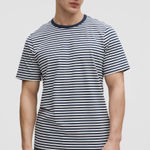 Lululemon  Organic Cotton Classic-Fit T-Shirt - Medium  Photo 0