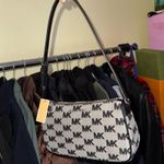 Michael Kors  y2k nylon leather strap shoulder bag in black monogram jet set Photo 3