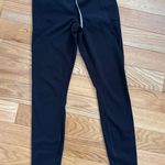 Yogalicious Black  Leggings with pockets  Photo 0