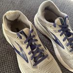 Brooks Adrenaline GTS 22 Women’s Running Shoes Gray Blue Size 8.5 Supportive Photo 3