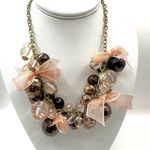 Pink cluster bow beaded necklace Photo 0