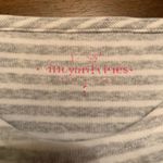 Vineyard Vines  Top Striped Women’s Small Grey White Photo 2