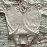 White Little Roses On V Photo 6