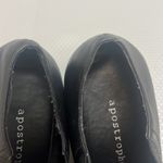 Apostrophe  9.5 Vintage Vibes Low Ankle Booties shoes Photo 2