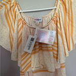 LuLaRoe Alana Flounce Top NWT Photo 2