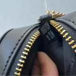 Michael Kors Jet set east west large crossbody bag camera bag black gold Photo 11