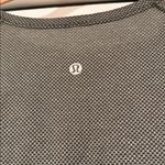Lululemon  athletica open up tie back‎ shirt est large Photo 4