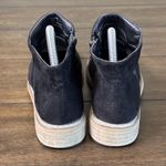 Seven7  Boots Womens 8 Cisco Kid Casual Side Zip Ankle Bootie Black Vegan Suede Photo 3