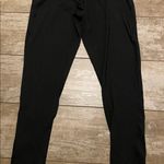 Layer 8 black leggings Photo 6