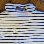 Vineyard Vines Long Sleeve Sweatshirt Photo 6