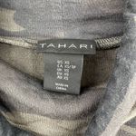 Tahari  size XS lightweight camo‎ pullover sweatshirt cowl neck Photo 3