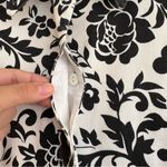 Real Clothes Vintage Black and White Floral Sleeveless Dress with Belt Size 6 Photo 5