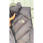 The North Face $160 NWOT  550 Down Puffer Vest Women's Gray Pink Lined Zip Front Photo 5