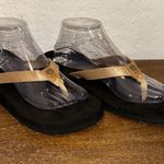 Yellow Box  Twirl Slip On Thong Sandal Shoes Size 11   Photo 0