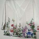 Miss Look  white floral v neck top Photo 4