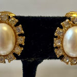 Christian Dior  Signed Gold Iridescent Pearl Crystal Clip On Earrings Size Photo 0