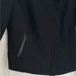 Loft Ann Taylor Women's Black Blazer Jacket Full Zip Pocket Cropped Size 0 Photo 3