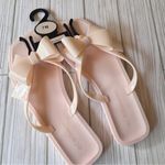 BCBGeneration Glossy Bow Flat Sandals Sz 7 NWT Photo 1