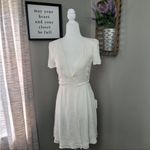 Lulus NWT  white wrap dress L Photo 3