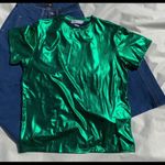 Boutique NWOT Metallic shiny short sleeve top size M Photo 7