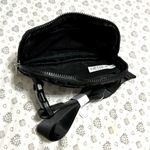 Lululemon Everywhere 1L Belt Bag Photo 9